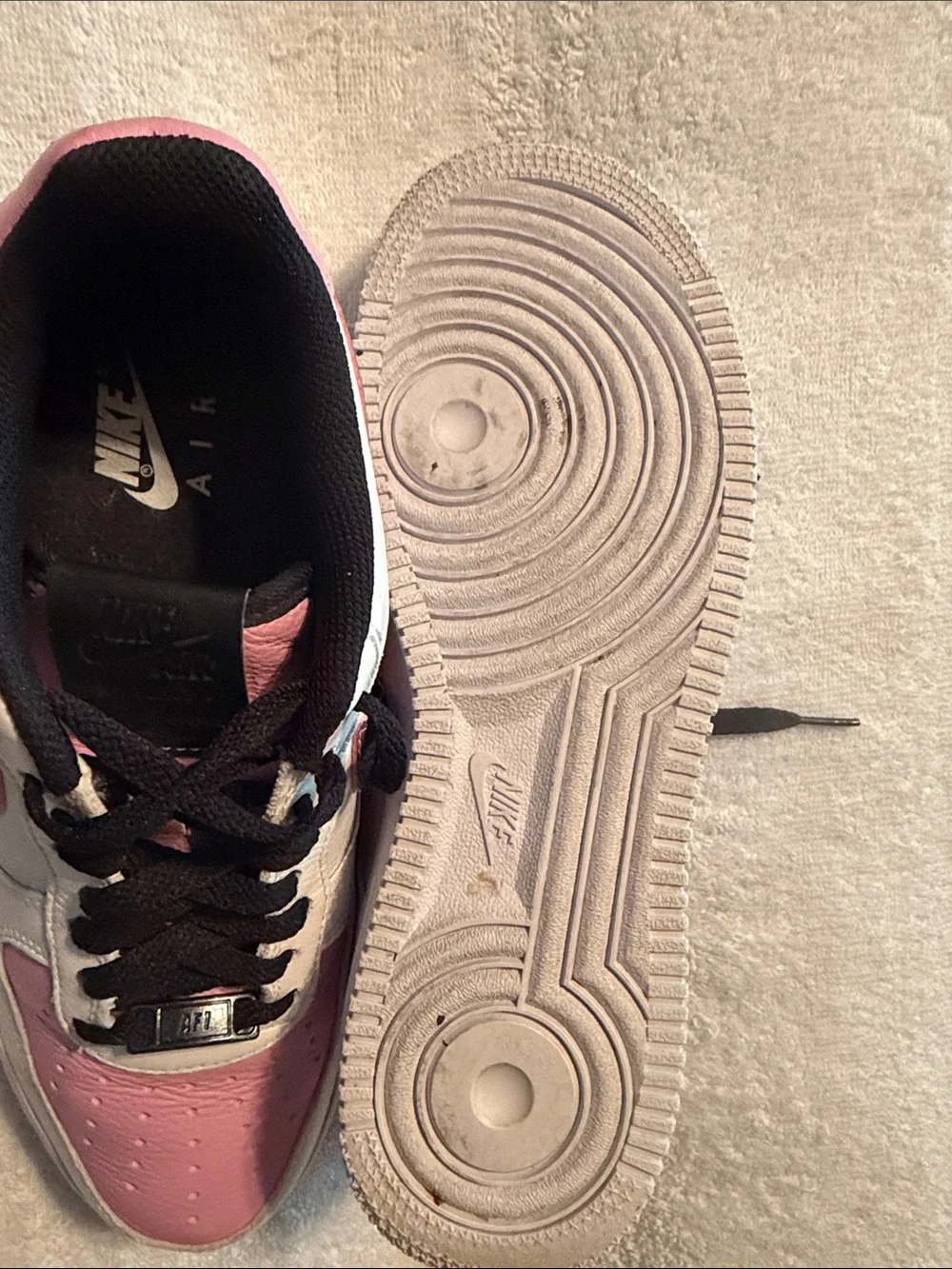 Nike White and Pink Women's Casual Sneakers